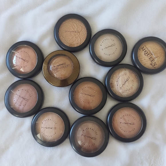 RARE MAC mineralize skinfinishes - Picture 6 of 12